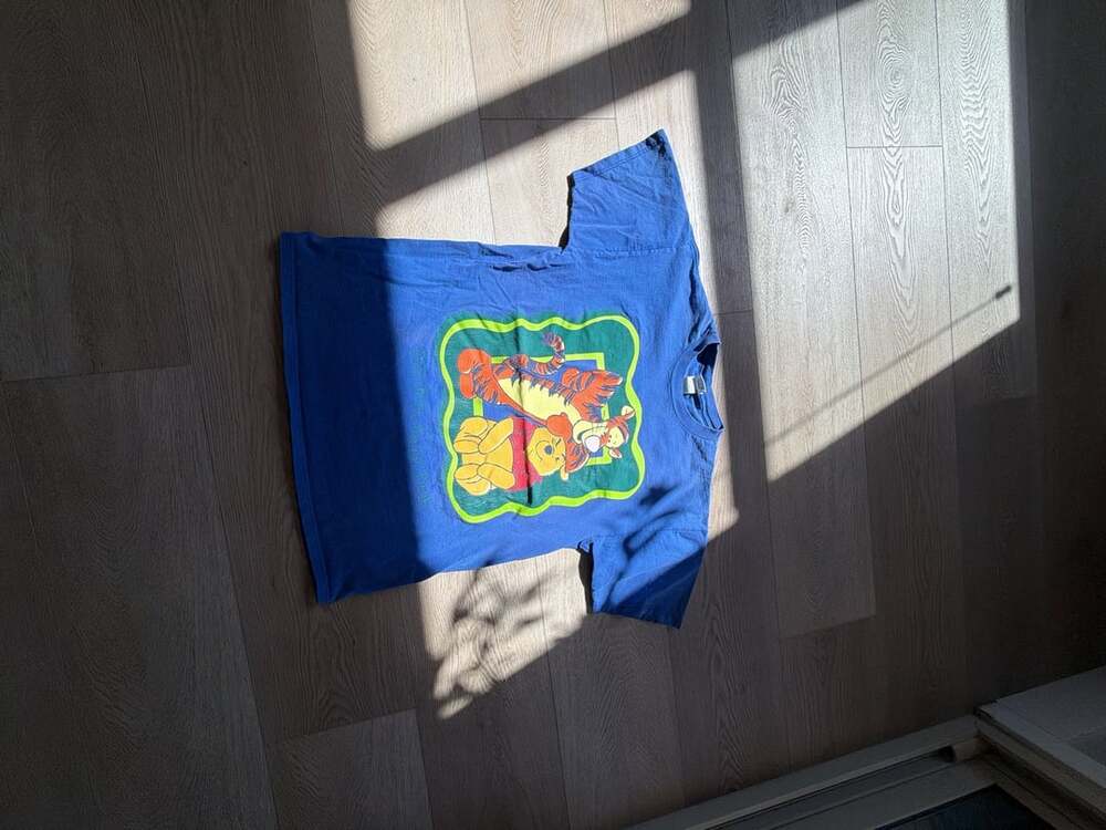 Vintage 90s Disney Winnie The Pooh and Tigger Blue Graphic T-Shirt Large